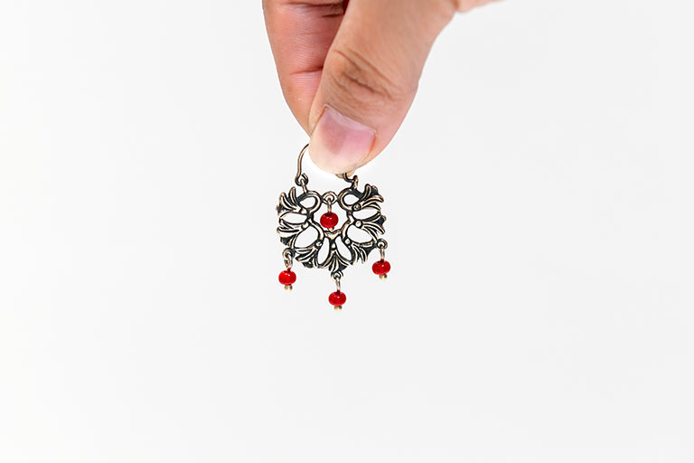 ARRACADA DE FLORES CON CUENTAS