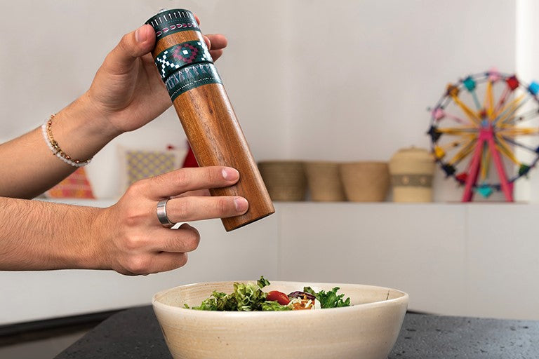 Salero y pimentero de  madera