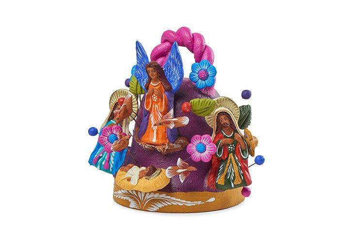 Campana nacimiento barro policromado