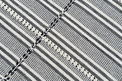 Mantel individual deshilado